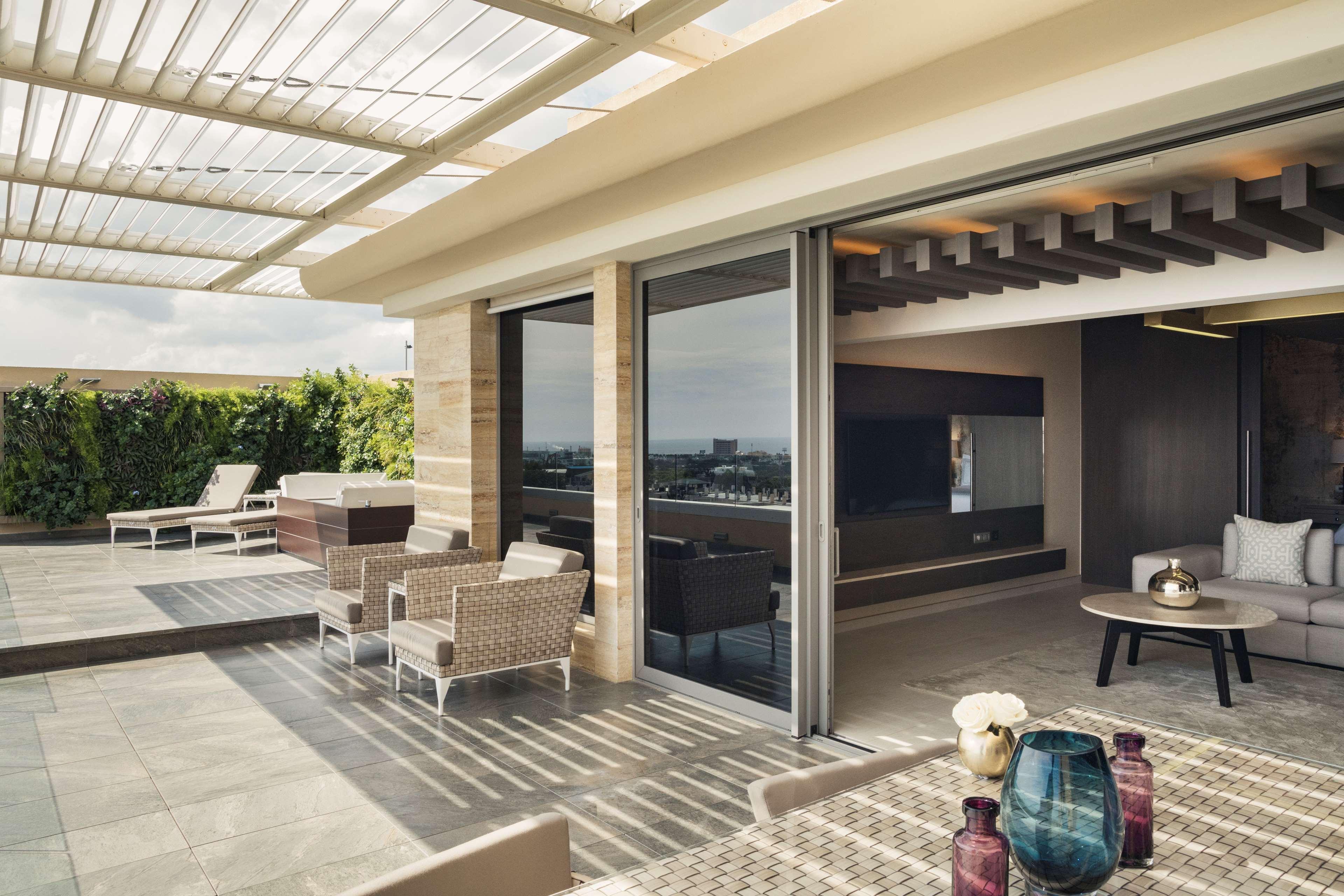 סנטו דומינגו El Embajador, A Royal Hideaway Hotel מראה חיצוני תמונה A sliding door
